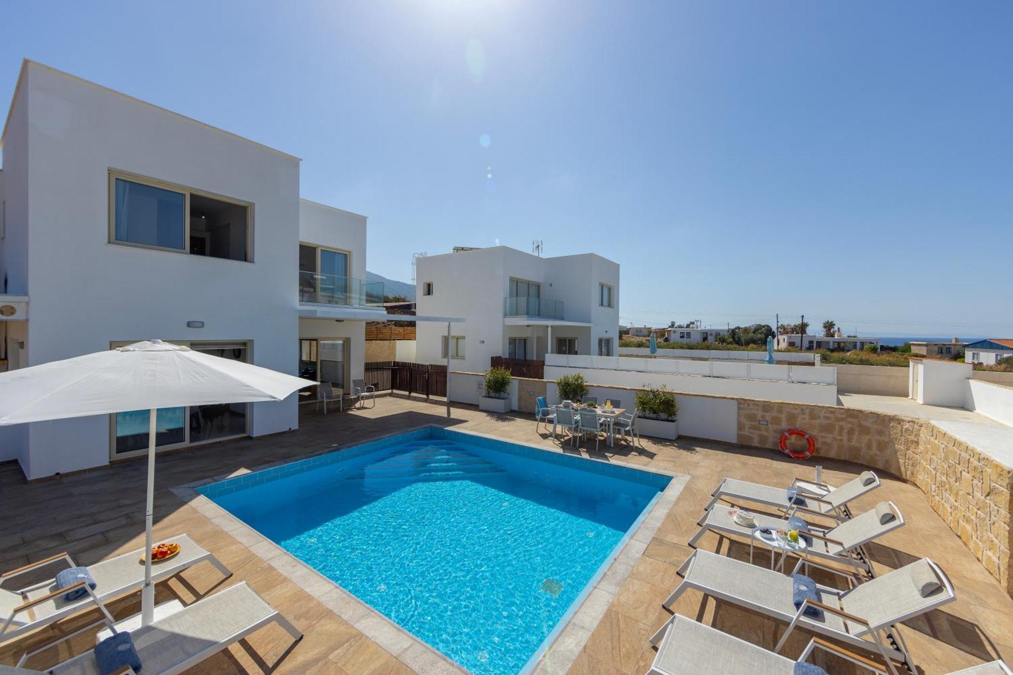 Diana Seaside Villas Pomos Exteriör bild
