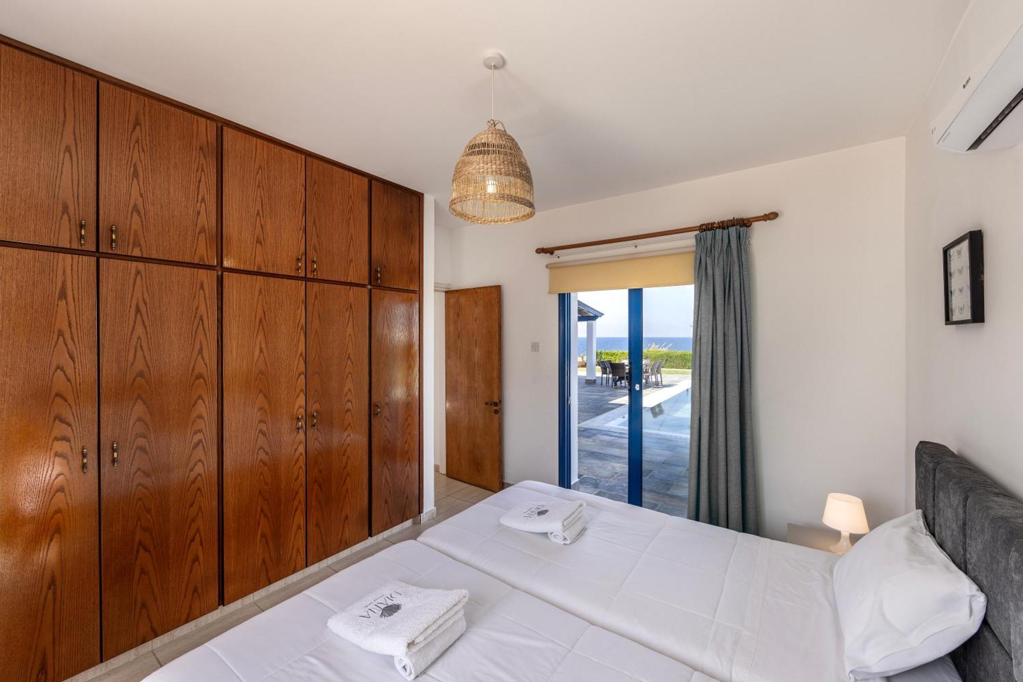 Diana Seaside Villas Pomos Exteriör bild