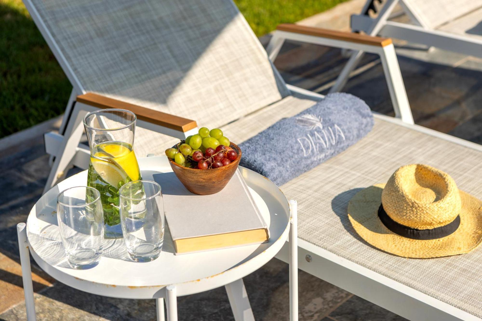 Diana Seaside Villas Pomos Exteriör bild