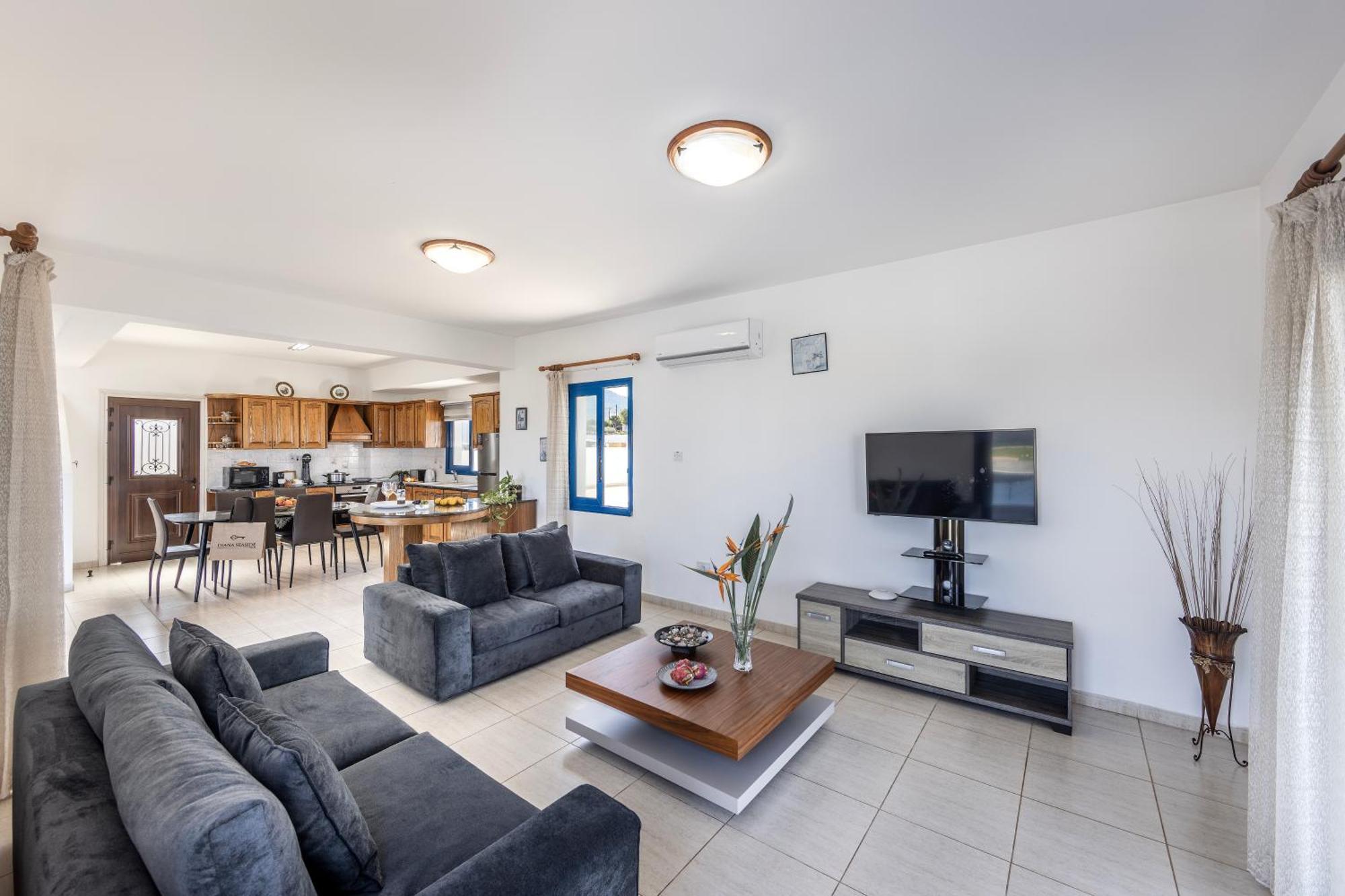 Diana Seaside Villas Pomos Exteriör bild